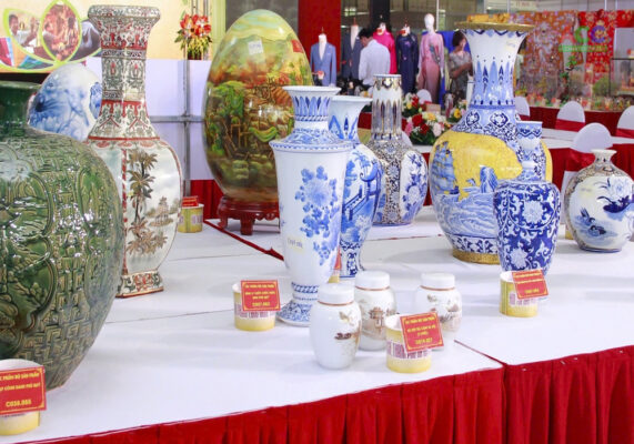 Lập dự án trưng bày sản phẩm